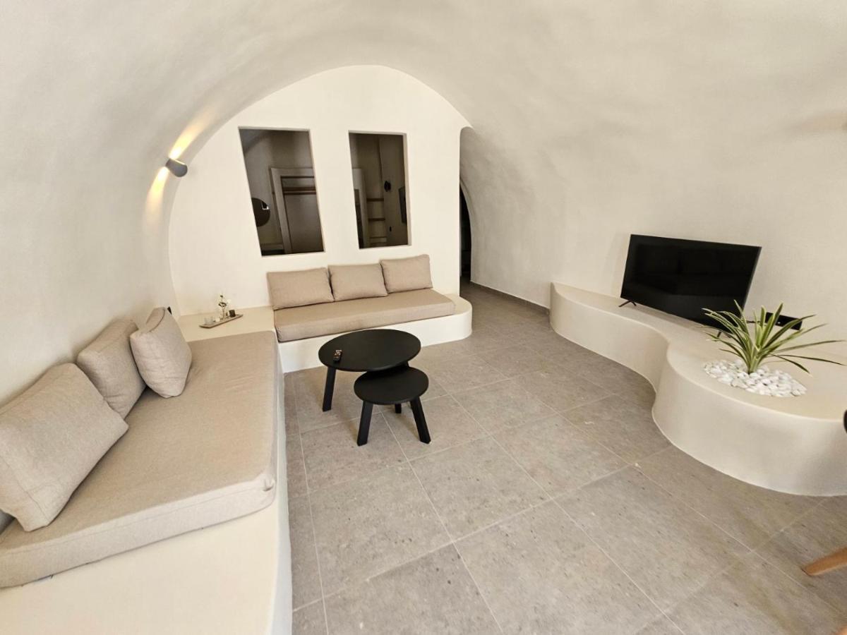 Petroma Cave Suites Vourvoulos Екстер'єр фото