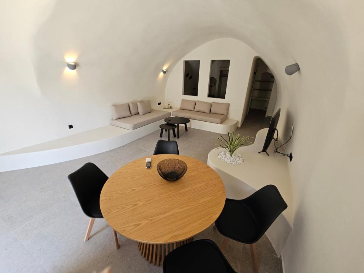 Petroma Cave Suites Vourvoulos Екстер'єр фото